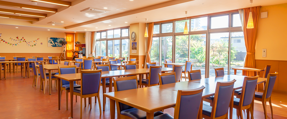 お食事 多目的ホール